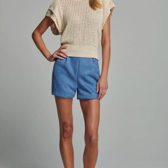 Tiered Flounce Sleeve Spring Sweater - Picture 2 of 6